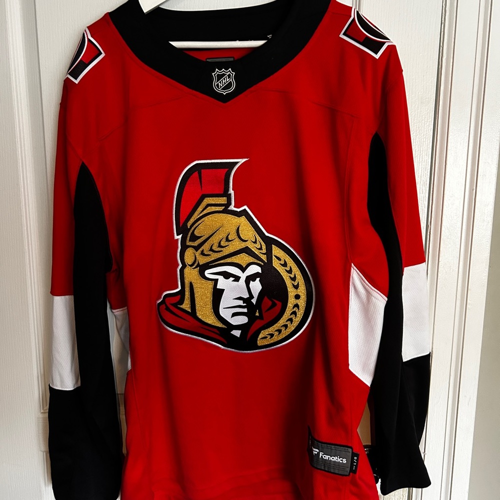 Ottawa Senator’s  Fanatics NHL Hockey Jersey - New - Large